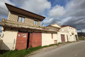 Dom na sprzedaż 236m2 Vila Real Chaves - zdjęcie 1