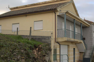Dom na sprzedaż 296m2 Vila Real Chaves - zdjęcie 1