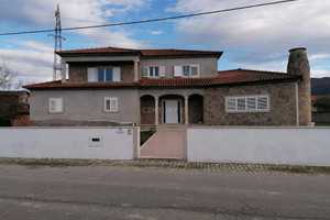 Dom na sprzedaż 363m2 Vila Real Chaves - zdjęcie 1