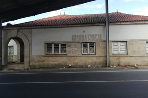 Komercyjne na sprzedaż 235m2 Vila Real Chaves - zdjęcie 1