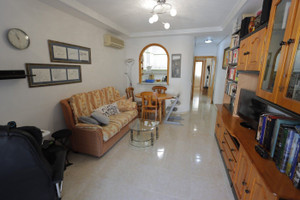 Mieszkanie na sprzedaż 66m2 Walencja Alicante Torrevieja - zdjęcie 2