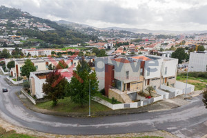 Dom na sprzedaż 175m2 Braga Braga - zdjęcie 1