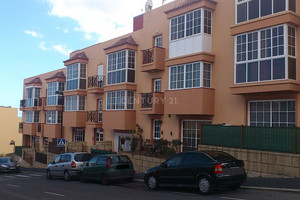 Mieszkanie na sprzedaż 101m2 Wyspy Kanaryjskie Santa Cruz de Tenerife - zdjęcie 1