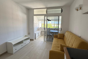 Mieszkanie na sprzedaż 30m2 Wyspy Kanaryjskie Santa Cruz de Tenerife - zdjęcie 2
