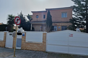 Dom na sprzedaż 160m2 Katalonia Tarragona - zdjęcie 1