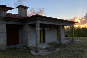 Dom na sprzedaż 260m2 Porto Marco de Canaveses - zdjęcie 3