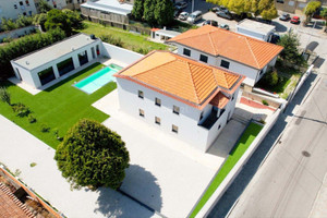 Dom na sprzedaż 452m2 Porto Vila Nova de Gaia - zdjęcie 1
