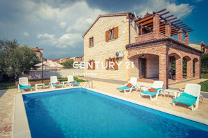 Dom na sprzedaż 200m2 Istarska Pula - Vodnjan - Medulin - zdjęcie 1