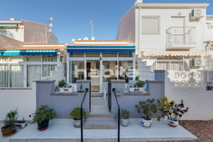 Dom na sprzedaż 40m2 Walencja Alicante Torrevieja Calle Liszt - zdjęcie 1