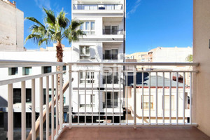Mieszkanie na sprzedaż 65m2 Walencja Alicante Torrevieja Calle Maria Parodi,  - zdjęcie 3