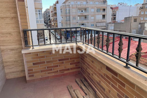 Mieszkanie na sprzedaż 121m2 Walencja Alicante Torrevieja Calle Antonio Machado  - zdjęcie 1