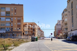 Mieszkanie na sprzedaż 65m2 Walencja Alicante Torrevieja Calle La Lecha - zdjęcie 1