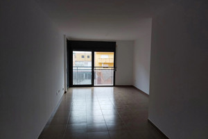 Mieszkanie na sprzedaż 80m2 Katalonia Girona - zdjęcie 2
