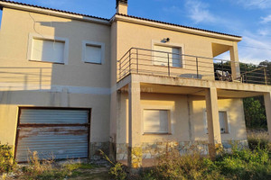 Dom na sprzedaż 182m2 Katalonia Girona - zdjęcie 1