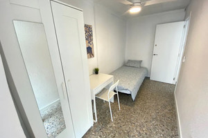 Mieszkanie do wynajęcia 90m2 Madryt Calle de Tordegrillos - zdjęcie 3