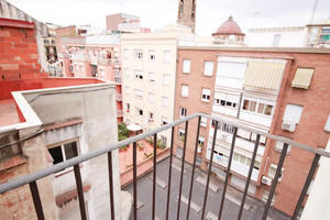 Mieszkanie do wynajęcia 60m2 Katalonia Barcelona Carrer del Poeta Cabanyes - zdjęcie 3