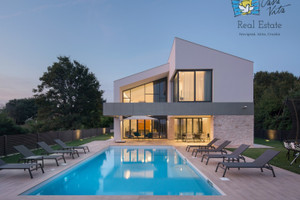 Dom na sprzedaż 400m2 Istarska Pula - Vodnjan - Medulin - zdjęcie 3