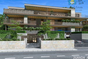 Mieszkanie na sprzedaż 82m2 Istarska Novigrad - zdjęcie 1