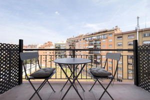 Mieszkanie do wynajęcia 136m2 Katalonia Barcelona Carrer de Numància - zdjęcie 3