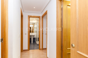 Mieszkanie na sprzedaż 143m2 Madryt - zdjęcie 3