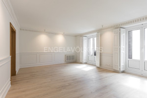 Mieszkanie na sprzedaż 146m2 Madryt - zdjęcie 1
