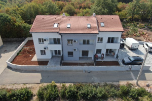 Mieszkanie na sprzedaż 76m2 Primorsko-goranska - zdjęcie 2