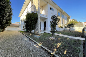 Dom na sprzedaż 235m2 Braga Vila Nova de Famalicao - zdjęcie 1