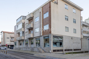 Mieszkanie na sprzedaż 77m2 Porto Pvoa de Varzim - zdjęcie 1