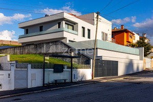 Dom na sprzedaż 200m2 Porto Matosinhos - zdjęcie 2