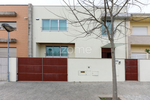 Dom na sprzedaż 417m2 Porto Maia - zdjęcie 2