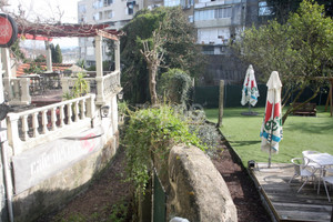 Dom na sprzedaż 300m2 Porto Santo Tirso - zdjęcie 1