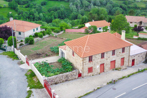 Dom na sprzedaż 125m2 Vila Real Montalegre - zdjęcie 1