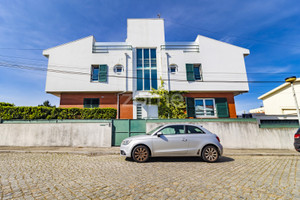 Dom na sprzedaż 306m2 Porto Maia - zdjęcie 3