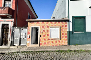 Dom na sprzedaż 33m2 Porto Porto - zdjęcie 1