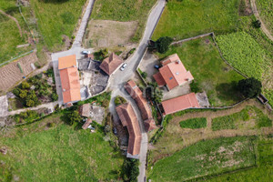 Dom na sprzedaż 150m2 Porto Penafiel - zdjęcie 1