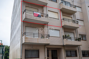 Mieszkanie na sprzedaż 52m2 Porto Pvoa de Varzim - zdjęcie 1