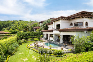 Dom na sprzedaż 650m2 Ecoresidencial Villa Real - zdjęcie 1