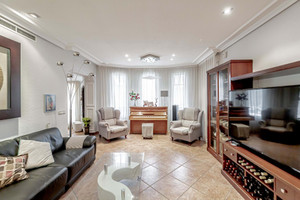 Dom na sprzedaż 240m2 Madryt - zdjęcie 1