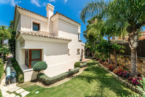Dom na sprzedaż 938m2 Andaluzja Malaga - zdjęcie 3