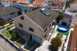 Dom na sprzedaż 240m2 Leiria Caldas da Rainha - zdjęcie 1