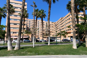 Mieszkanie na sprzedaż 77m2 Andaluzja Malaga PLAZA DE LA SOLIDARIDAD - zdjęcie 1
