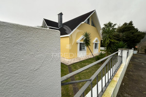 Dom na sprzedaż 350m2 Azory Velas Urzelina (São Mateus) - zdjęcie 1