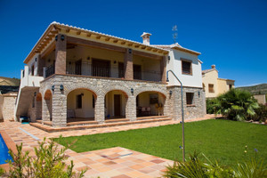 Dom na sprzedaż 500m2 Walencja Alicante Zona Residencial - zdjęcie 1