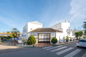 Dom na sprzedaż 135m2 Andaluzja Malaga - zdjęcie 2