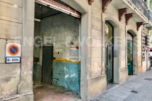 Komercyjne na sprzedaż 194m2 Katalonia Barcelona - zdjęcie 1