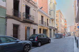 Dom na sprzedaż 350m2 Katalonia Barcelona - zdjęcie 1