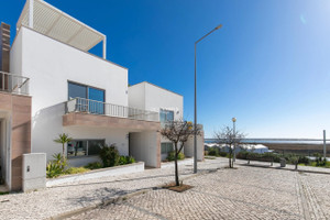 Dom na sprzedaż 150m2 Faro Olhao - zdjęcie 1