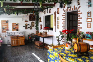 Dom na sprzedaż 170m2 Wyspy Kanaryjskie Santa Cruz de Tenerife - zdjęcie 2