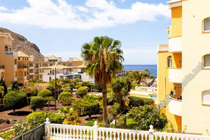 Mieszkanie na sprzedaż 76m2 Wyspy Kanaryjskie Santa Cruz de Tenerife - zdjęcie 2