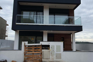 Dom na sprzedaż 227m2 Dystrykt Lizboński Vila Franca de Xira - zdjęcie 1